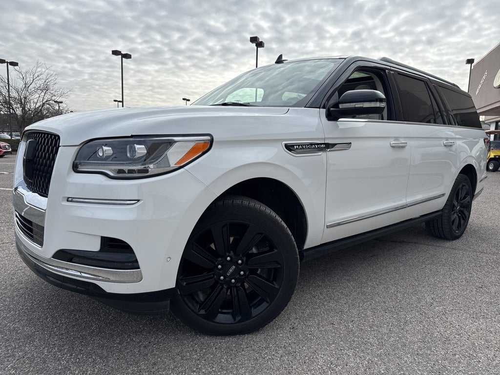 2022 Lincoln Navigator L Black Label