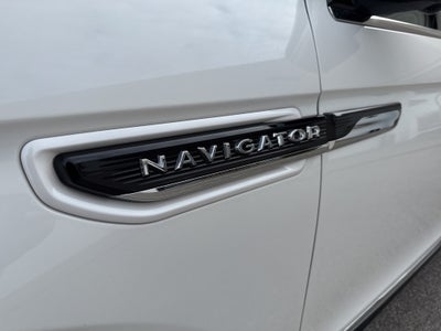 2022 Lincoln Navigator L Black Label