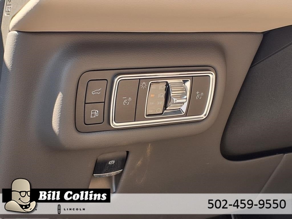 2025 Lincoln Nautilus Reserve