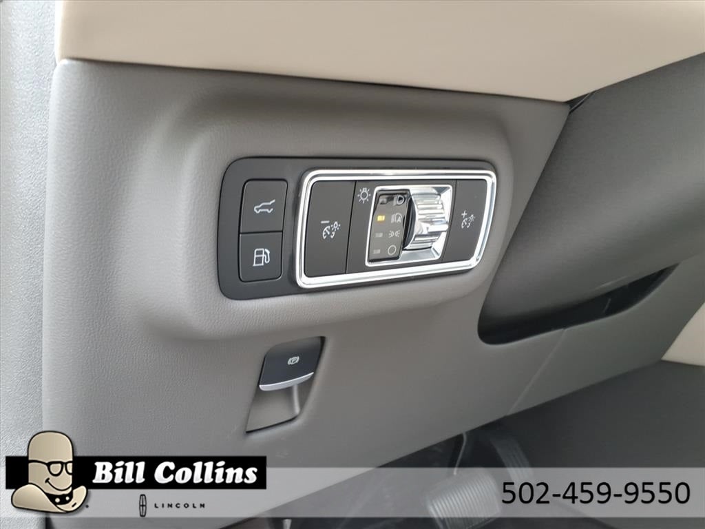 2025 Lincoln Nautilus Reserve