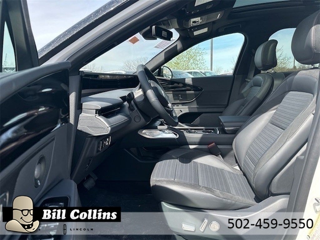 2025 Lincoln Nautilus Reserve