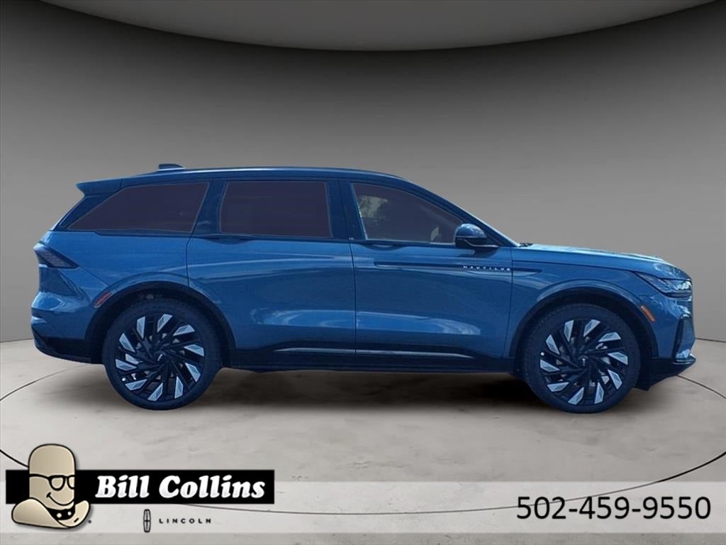 2025 Lincoln Nautilus Reserve