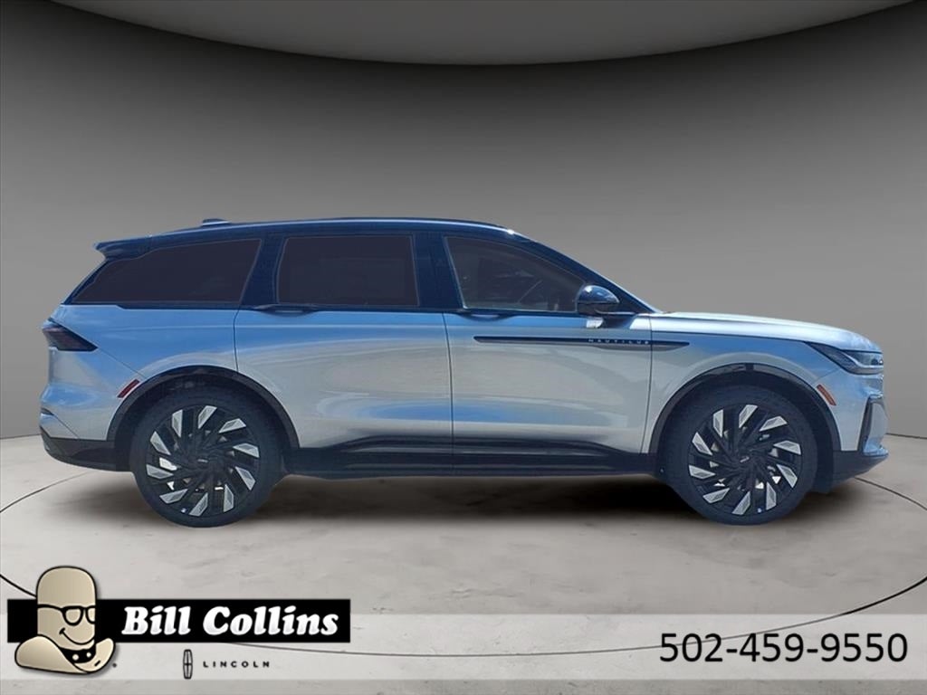 2025 Lincoln Nautilus Reserve