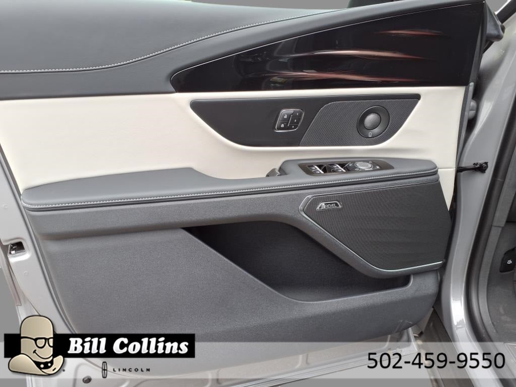 2025 Lincoln Nautilus Reserve