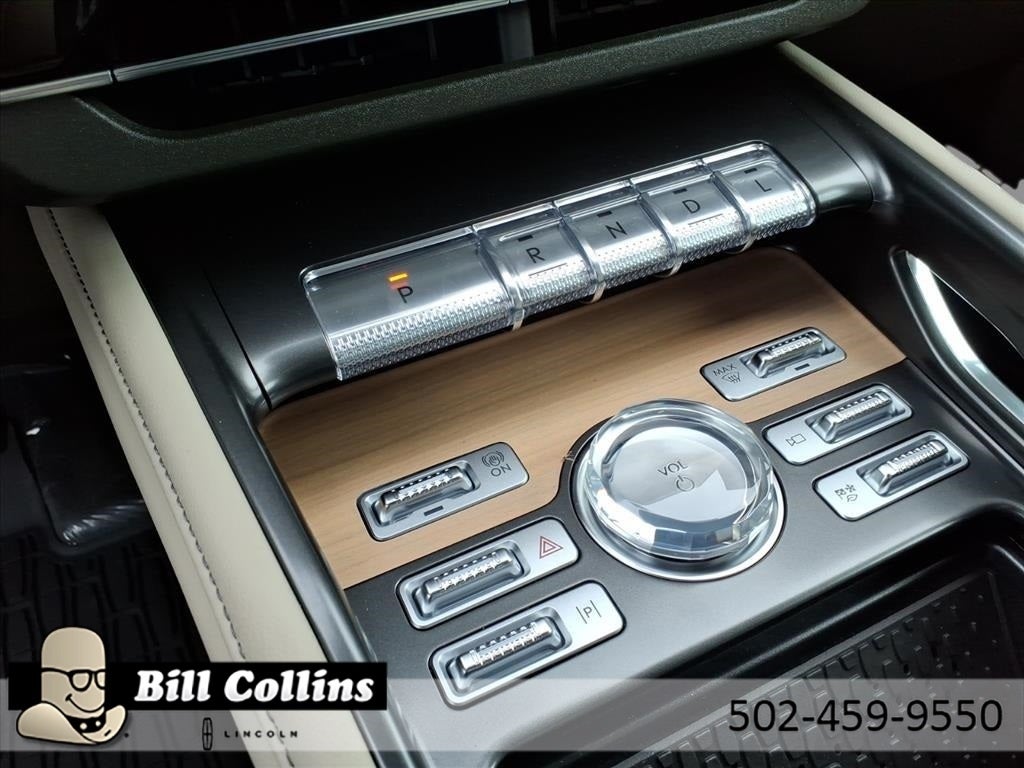 2025 Lincoln Nautilus Reserve