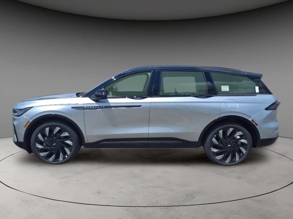 2025 Lincoln Nautilus Reserve