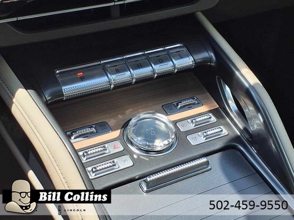 2025 Lincoln Nautilus Reserve