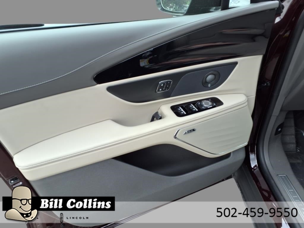 2025 Lincoln Nautilus Reserve