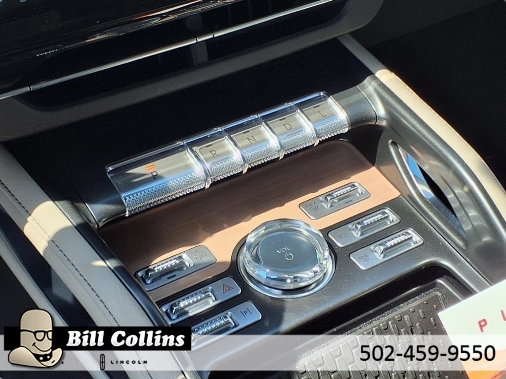 2025 Lincoln Nautilus Reserve