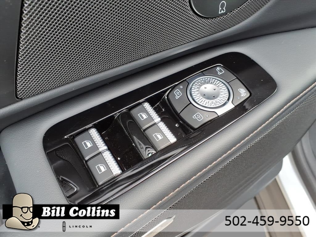 2025 Lincoln Nautilus Reserve