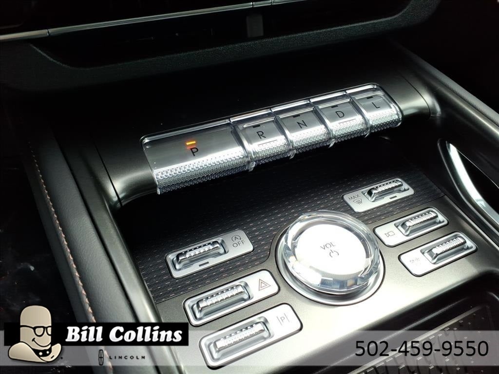 2025 Lincoln Nautilus Reserve