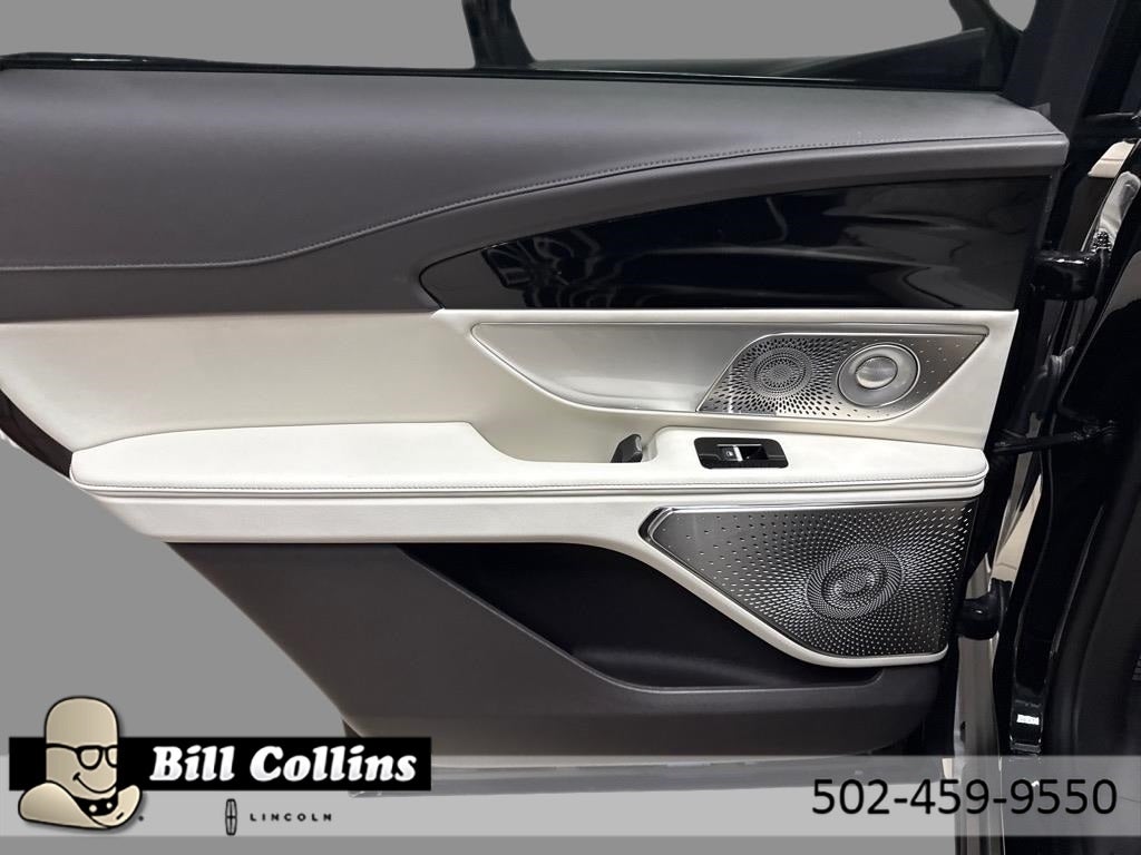 2025 Lincoln Nautilus Black Label