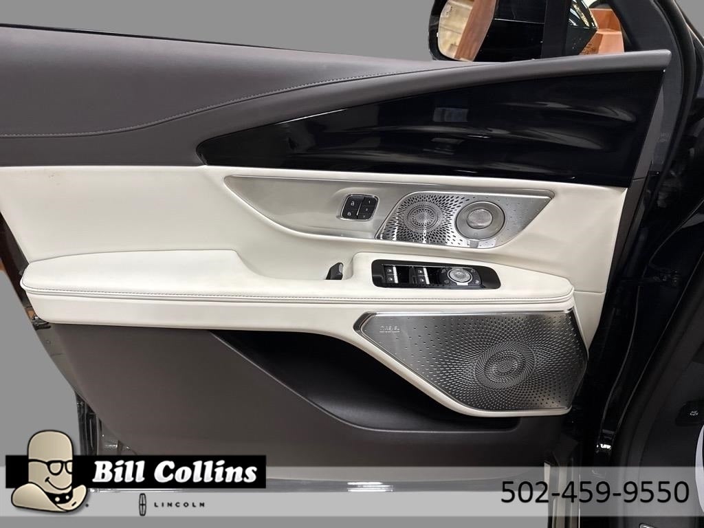 2025 Lincoln Nautilus Black Label