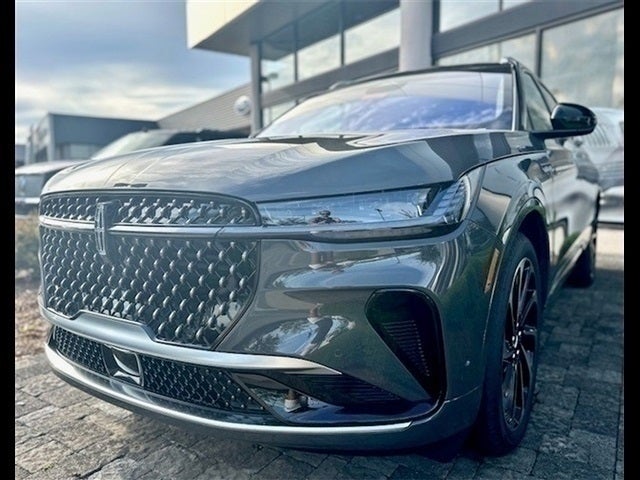 2024 Lincoln Nautilus Black Label