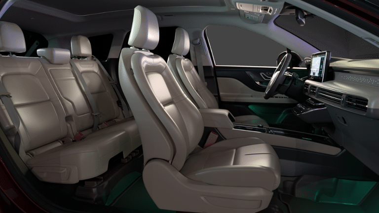 2024 Lincoln Corsair Plug-In Hybrid Grand Touring