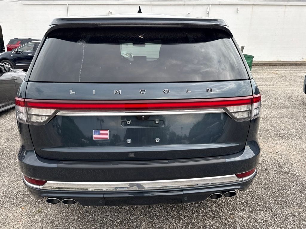 2022 Lincoln Aviator Plug-In Hybrid Black Label Grand Touring
