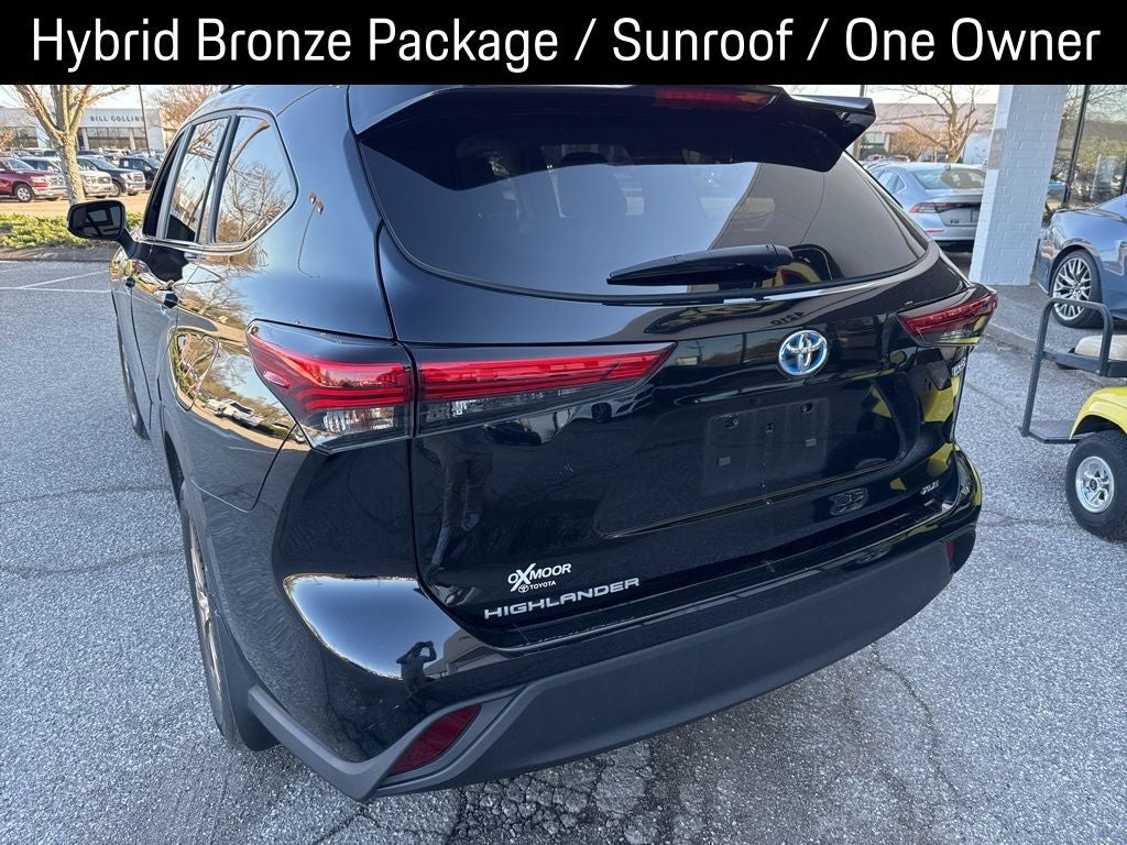 2023 Toyota Highlander Hybrid Bronze Edition