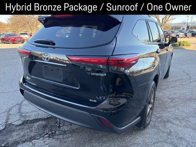 2023 Toyota Highlander Hybrid Bronze Edition