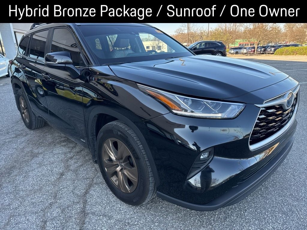 2023 Toyota Highlander Hybrid Bronze Edition