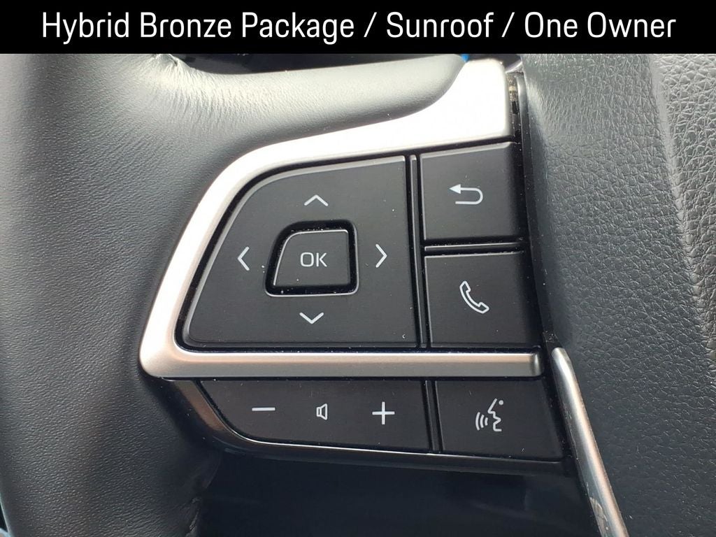 2023 Toyota Highlander Hybrid Bronze Edition