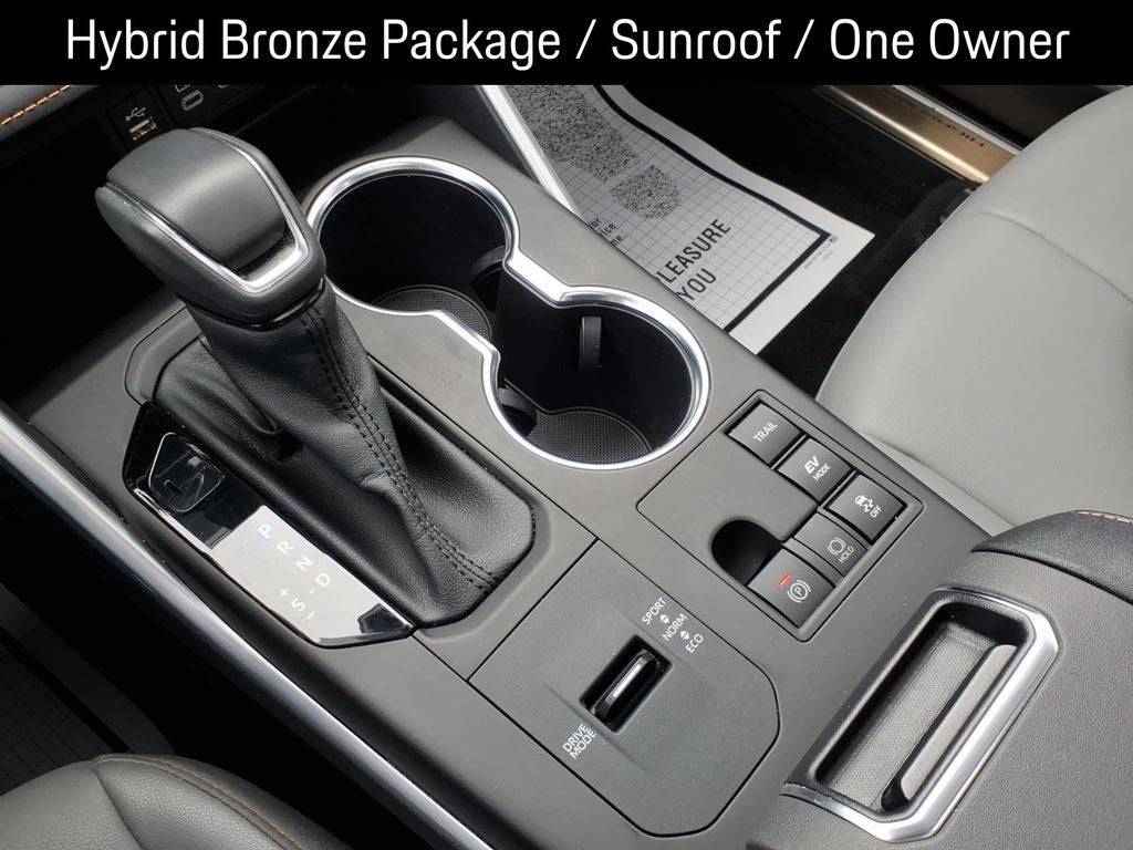 2023 Toyota Highlander Hybrid Bronze Edition