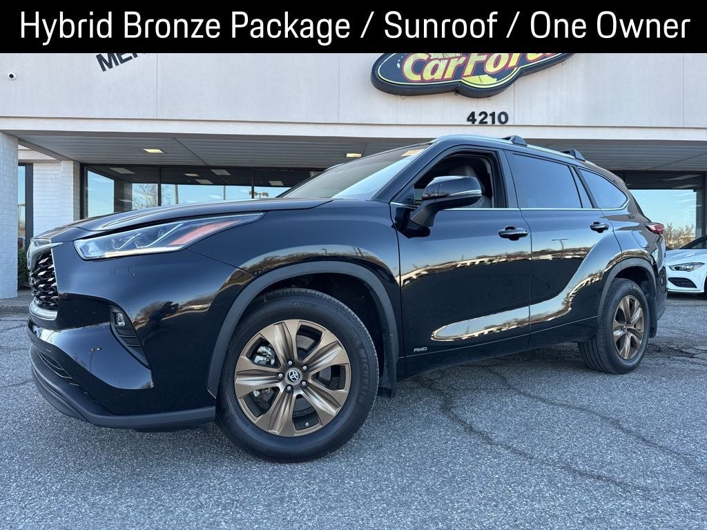 2023 Toyota Highlander Hybrid Bronze Edition