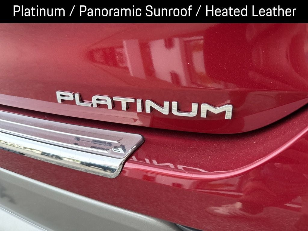 2025 Toyota Highlander Hybrid Platinum