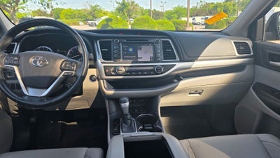 2017 Toyota Highlander XLE