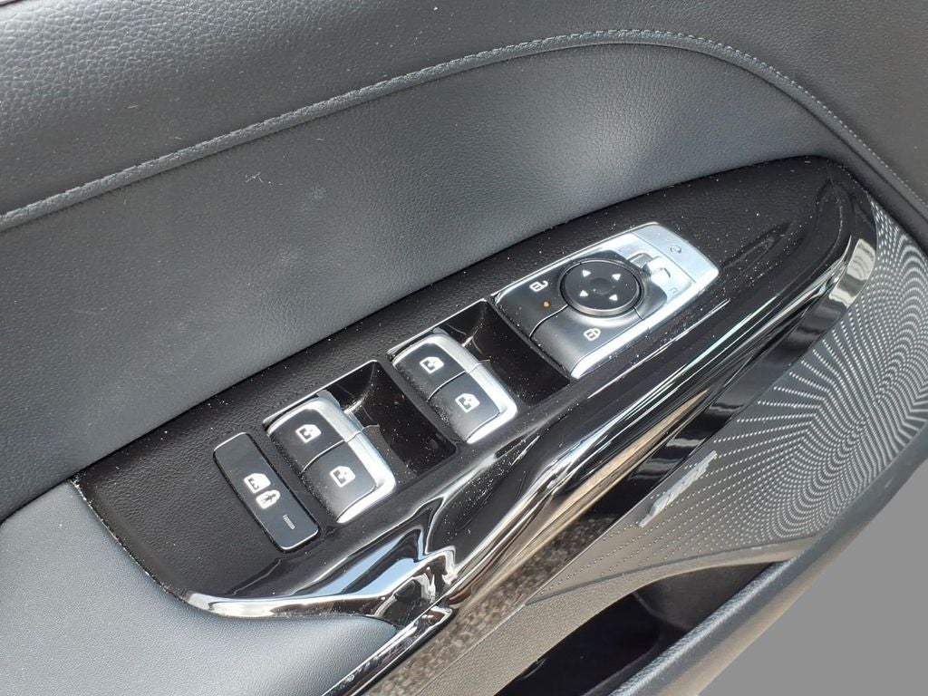 2025 Kia K5 EX