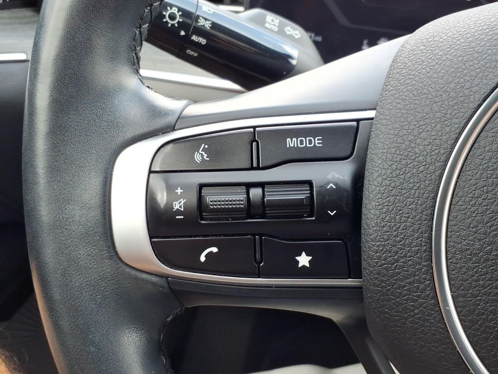 2025 Kia K5 EX