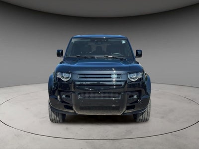2025 Land Rover Defender 130 X-Dynamic SE