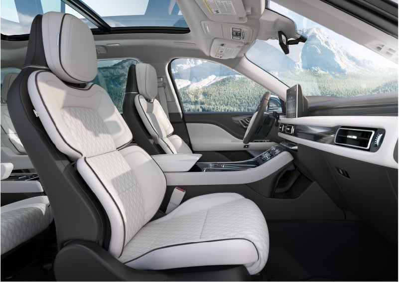 The interior of a Lincoln Aviator® Black Label model is shown in the Chalet theme | Bill Collins Lincoln of Louisville in Louisville KY