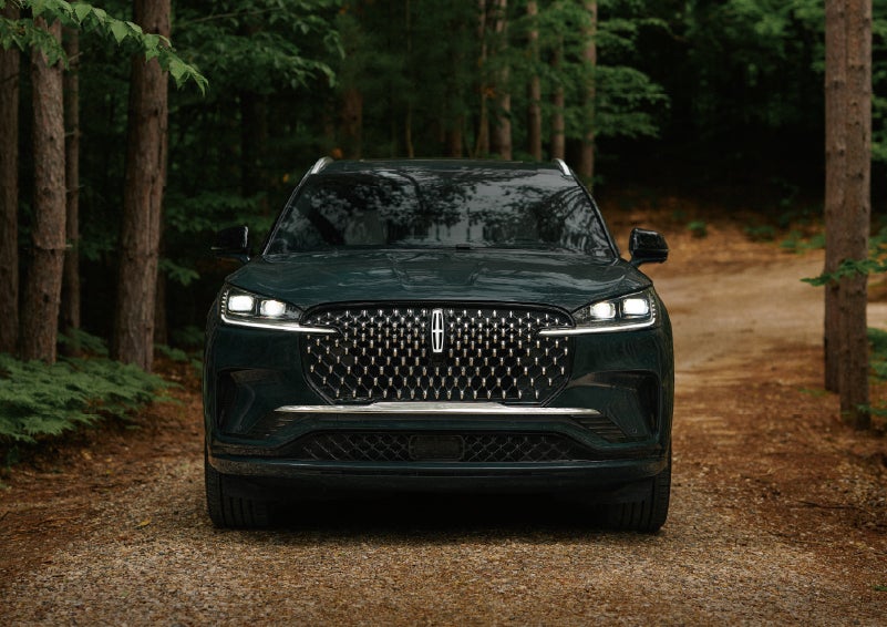The front grille of a 2027 Lincoln Aviator® Black Label™ SUV is shown. | Bill Collins Lincoln of Louisville in Louisville KY